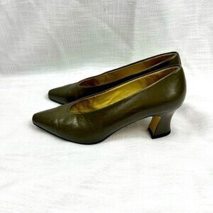 Vintage Sergio Zelcer Spanish Leather Olive Green Heels